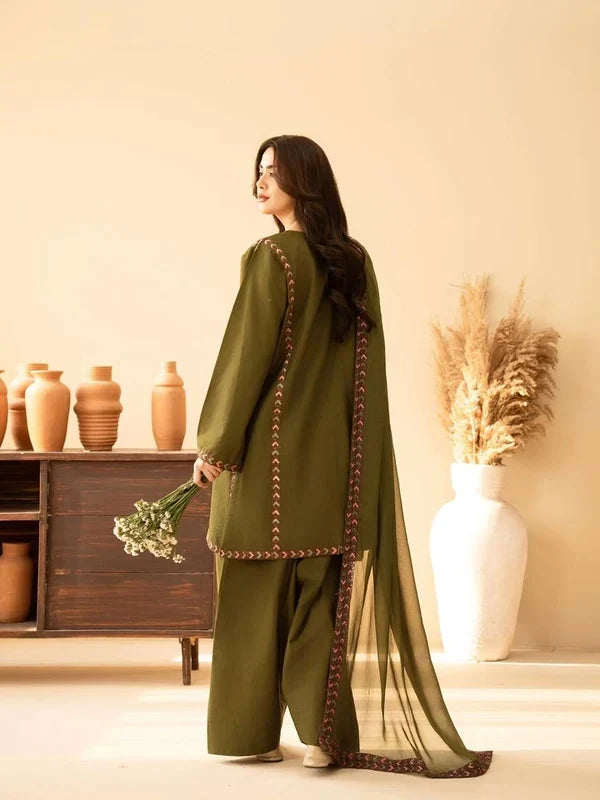 BT 2960 - 3 Piece Unstitched Embroidered Dhanak Fabric With Dhanak Shawl