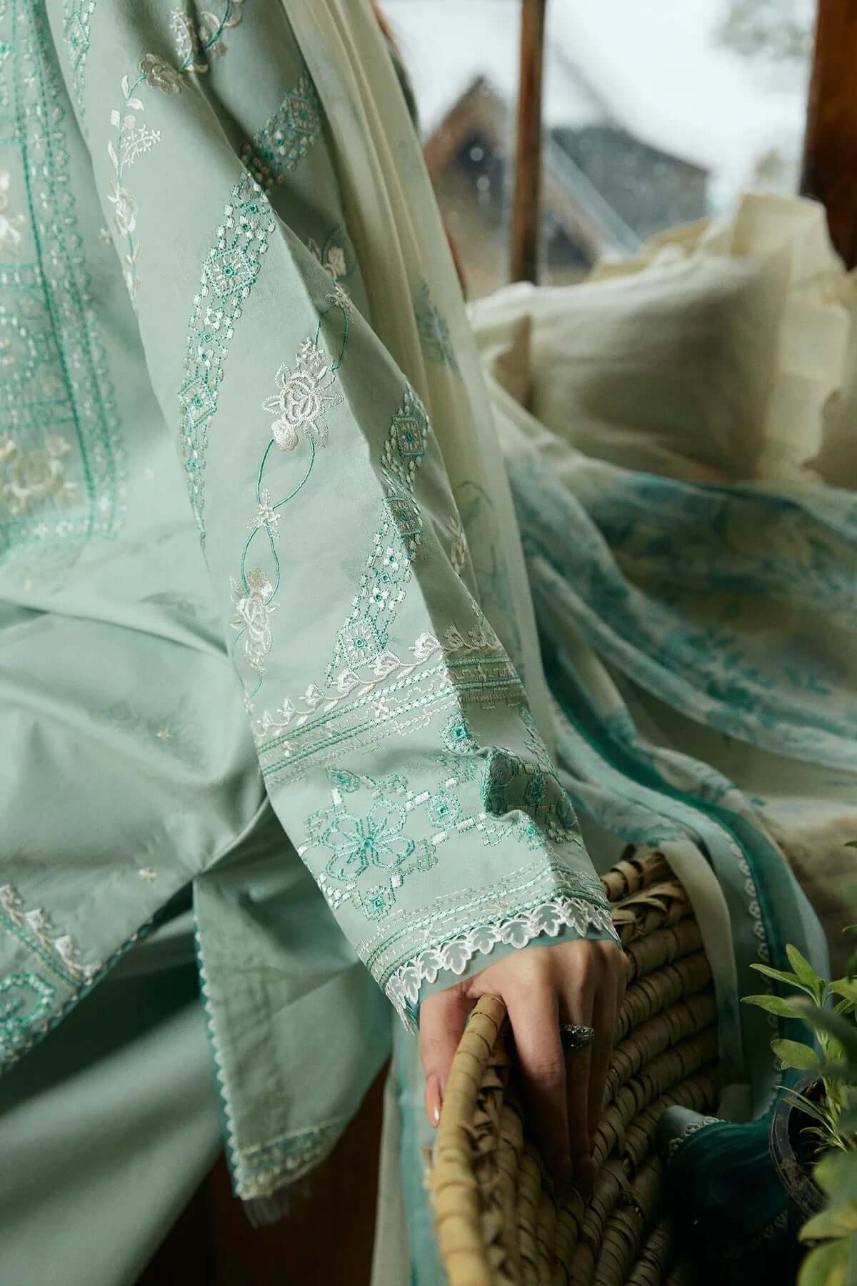 ZS 49-3 Piece Unstitched Heavy Embroidered Lawn Suit ( Fine Printed Poly Lawn Dupatta )