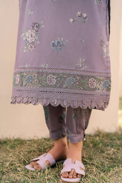 BQ 210-3 Piece - Unstitched Digital Printed Lawn Fabric With Lawn Dupatta