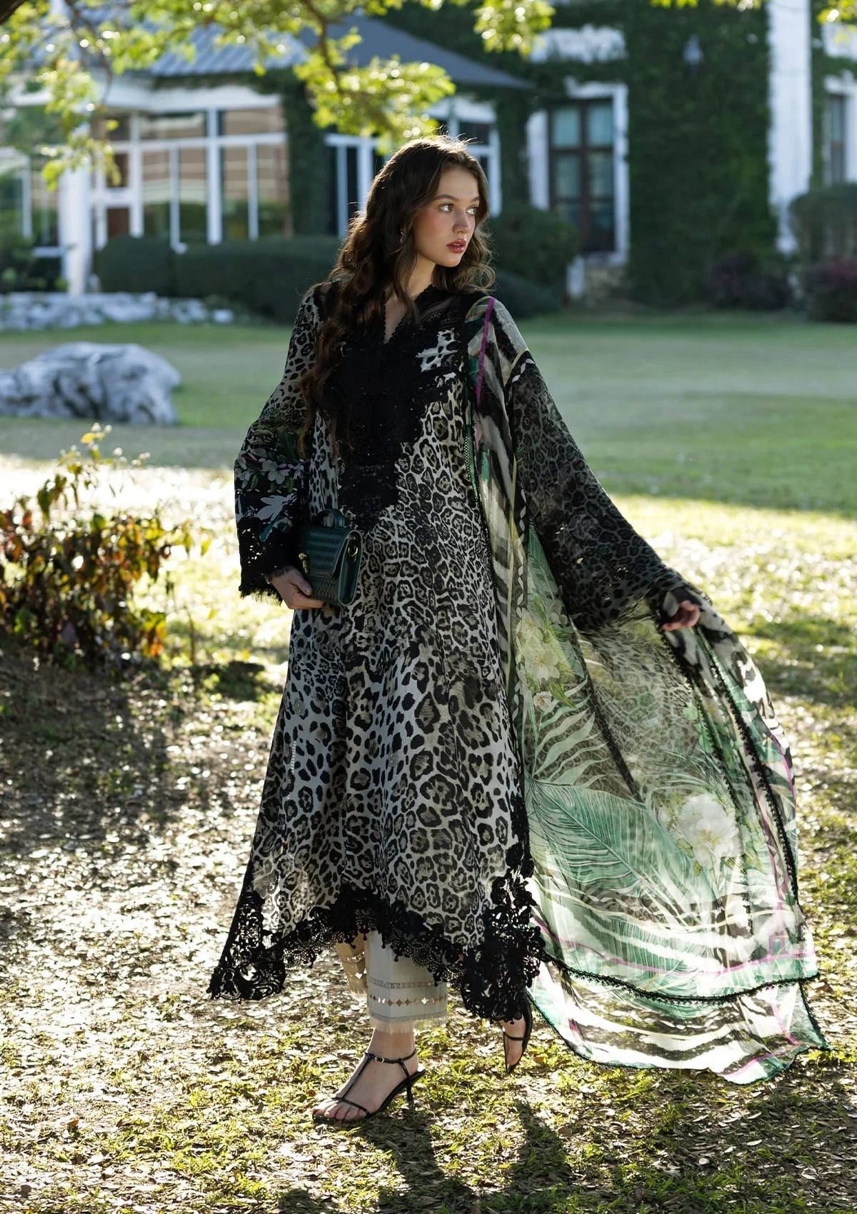 EL 204-3 Piece - Unstitched Printed Lawn Fabric